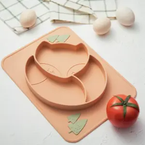 100457-d3c91d.webp Baby Silicone Dinner Plate with Cartoon Fox Design