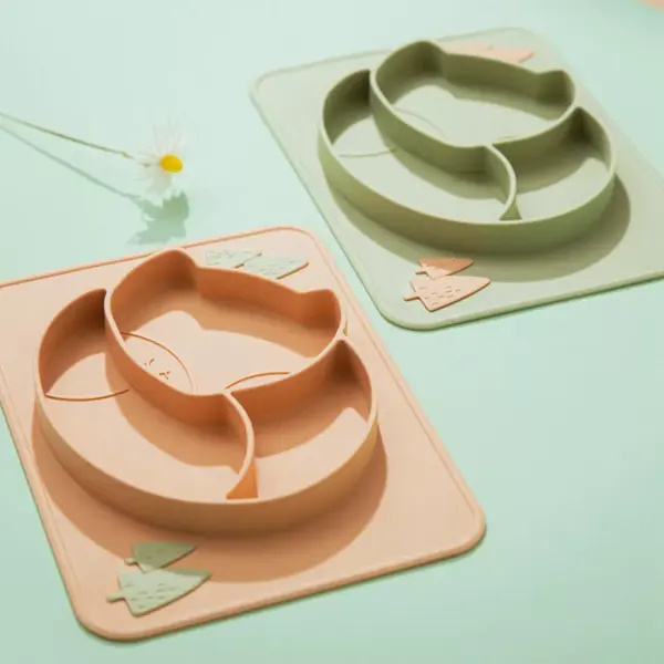100457-f869e6.webp Baby Silicone Dinner Plate with Cartoon Fox Design