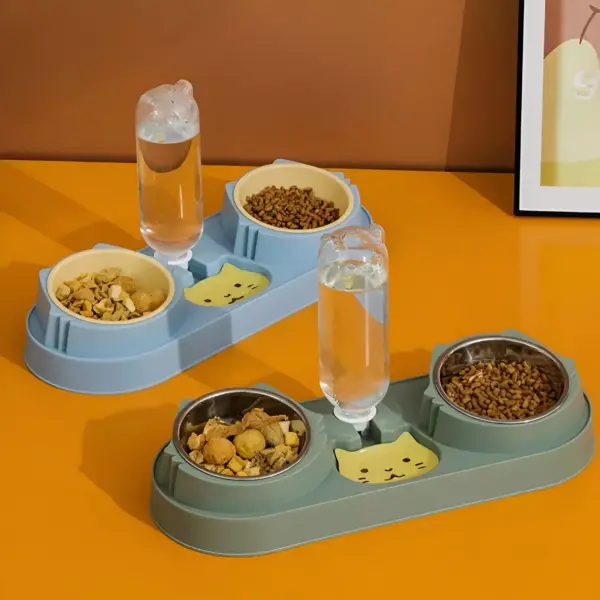101019-b76bdd.webp Double Dog & Cat Bowls with Water Dispenser