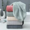 102360-f4835c.webp Luxurious Cotton-Polyester Blend Towel