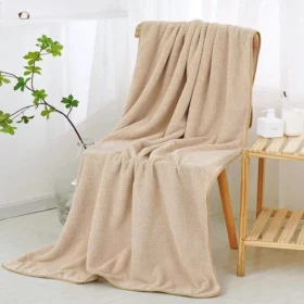 102362-d2a4bb.webp Luxurious Quick-Dry Coral Fleece Bath Towel