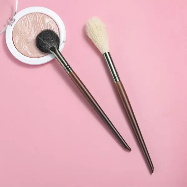 95647-2862f8.webp Professional Soft Goat Hair Highlight Brush Set