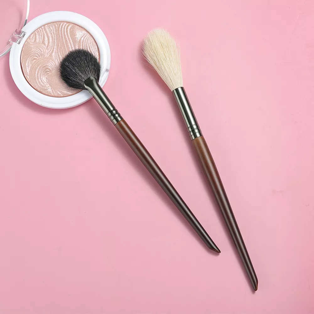 95647-2862f8.webp Professional Soft Goat Hair Highlight Brush Set