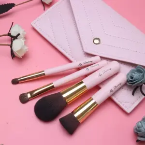 96159-d3c4ca.webp 4Pcs Portable Mini Pink Makeup Brushes Set with Bag for Travel