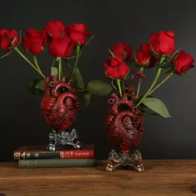 96490-626541.webp Chic Resin Heart-Shaped Vase