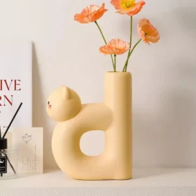 96494-421e6c.webp Charming Cat Letter D-Shaped Resin Vase