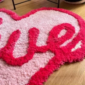 97328-ab001e.webp Charming Heart-Shaped Fluffy Rug