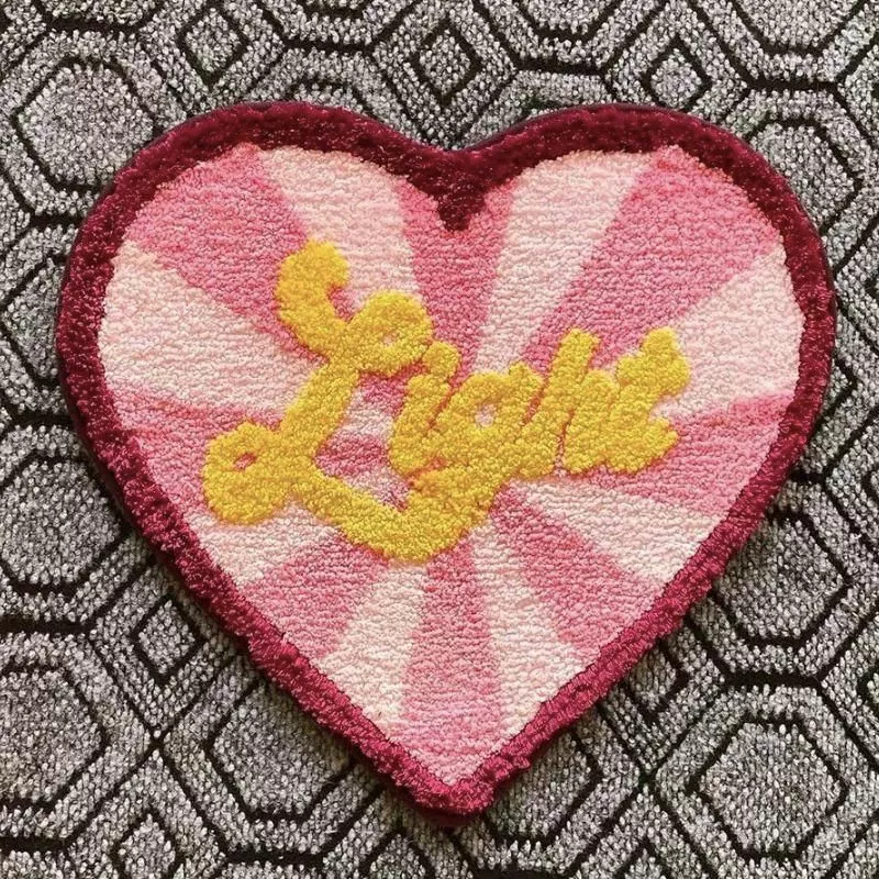 97329-e60e9a.webp Cozy Red Heart Fleece Rug