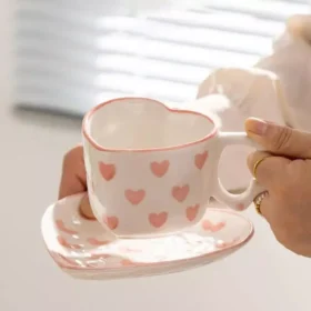 97425-5a686a.webp Heart-Shaped Pink Love Ceramic Coffee Cup Set