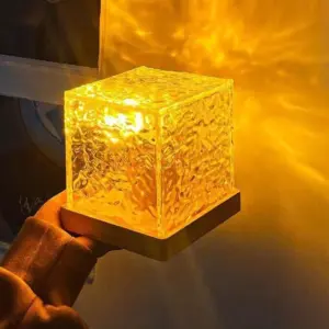 97503-e3cca7.webp RGB Crystal Cube Night Light