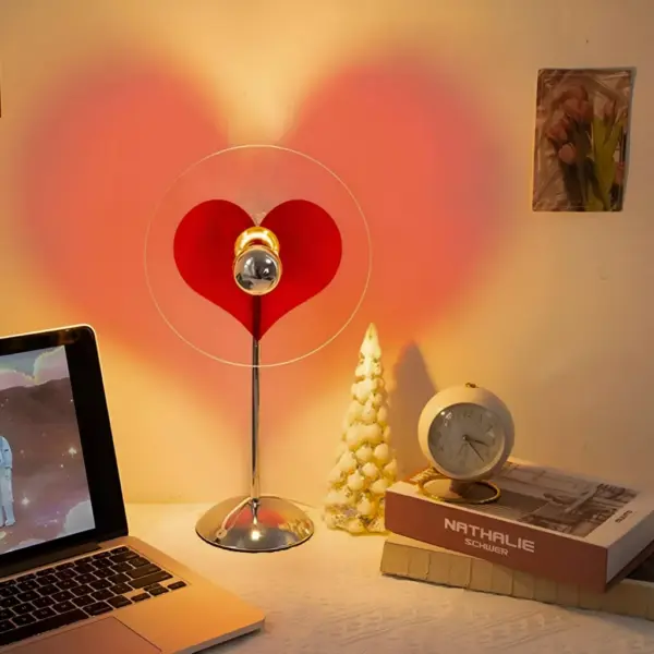 98196-57fc35.webp Romantic Heart-Shaped Sunset Projection Lamp