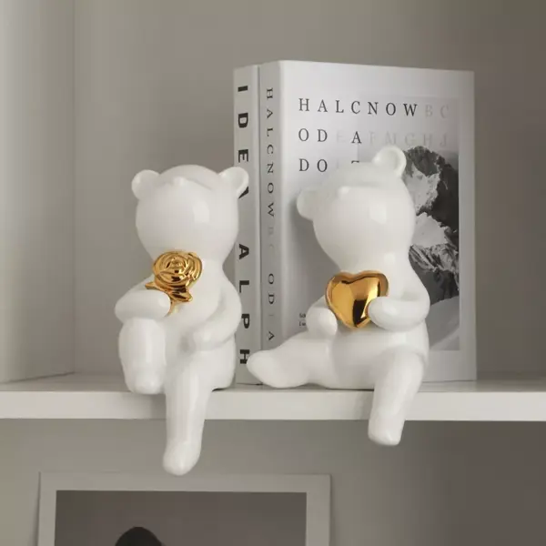Light Luxury Ceramic Bear Ornament