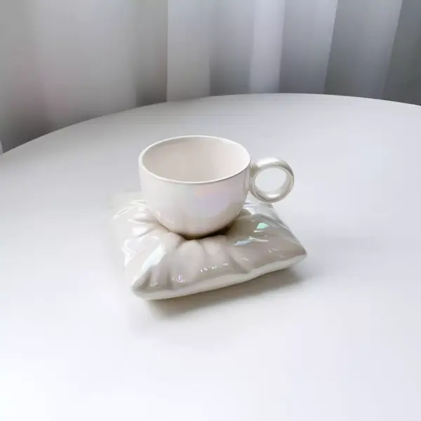 98747-fd6348.webp Flower-Shaped Ceramic Cappuccino Coffee Cup and Saucer Set