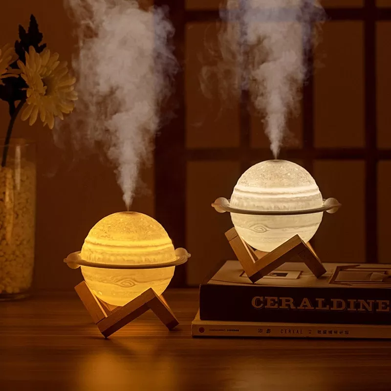 Planet Humidifier USB Aromatherapy Diffuser with LED Light