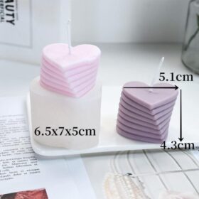 bc45e6868902c7e0c1d5dec72291b33b.jpeg-full Heart-Shaped 3D Rotating Love Candle & Craft Mold