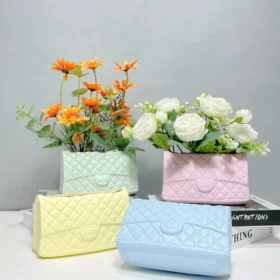 107507-0ce3fb.webp Chic Ceramic Handbag Vase