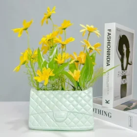 107507-383acc.webp Chic Ceramic Handbag Vase