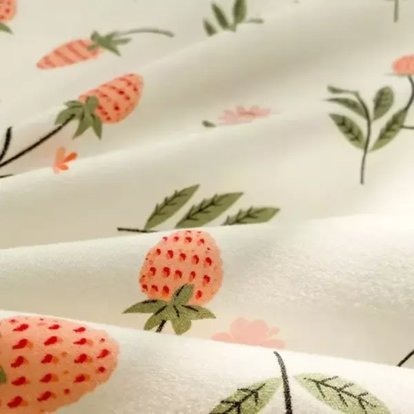 112337-214dd9.webp Charming Flower Pattern Bedding Set