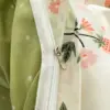 112337-71e626.webp Charming Flower Pattern Bedding Set