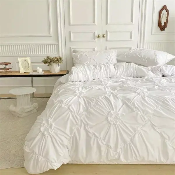 Luxury 3D Twist Flower Bedding Set