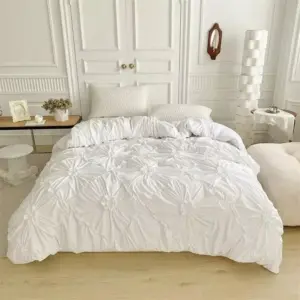 112338-1e1924.webp Luxury 3D Twist Flower Bedding Set