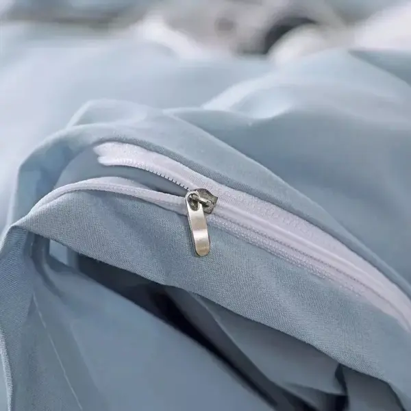 Luxurious Solid Duvet Cover Set with Pillowcases