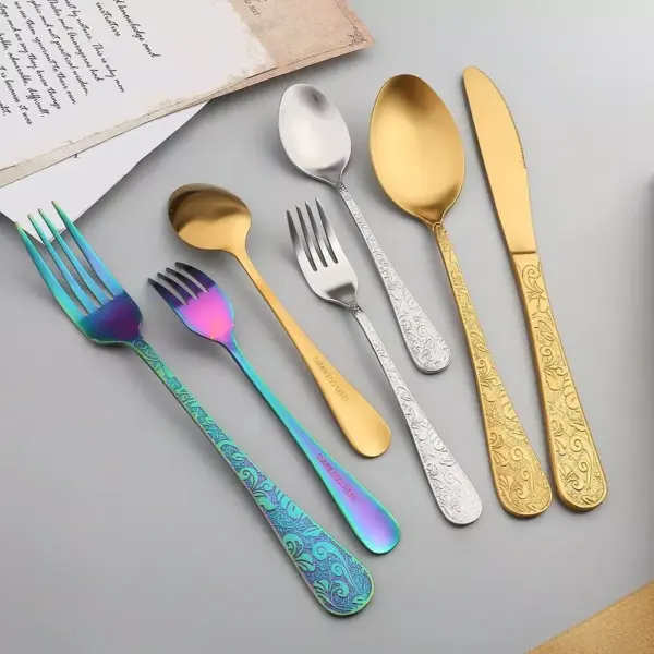 Best 24 Piece Elegant Golden Cutlery Set